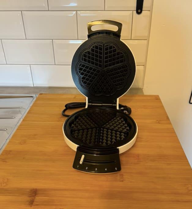 Fully Equipped Close To Malmoe & Copenhagen Apartment *